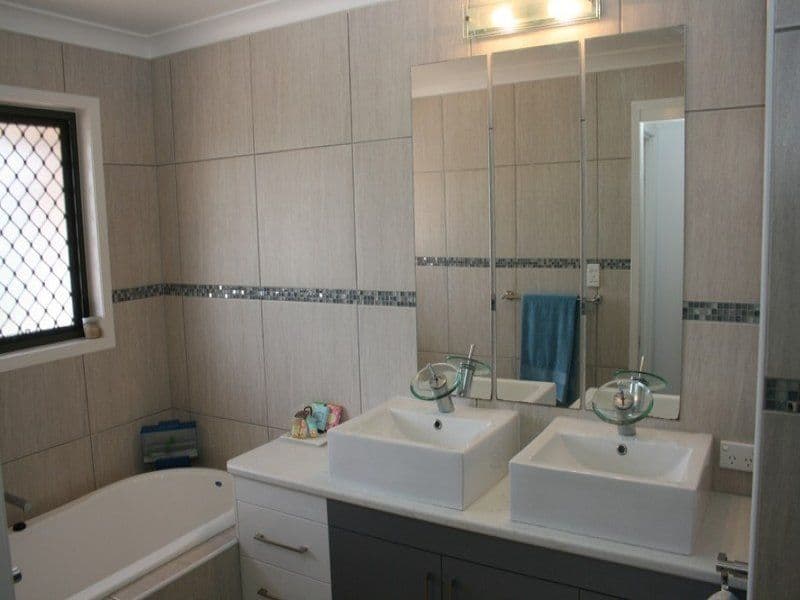22 Sonaree Drive, KINGAROY QLD 4610, Kingaroy - Thumbnail 4