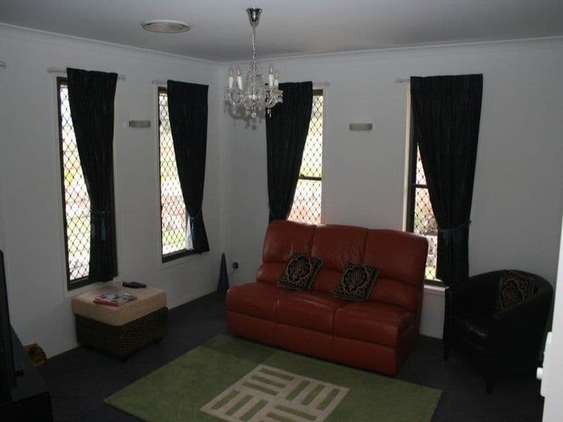 22 Sonaree Drive, KINGAROY QLD 4610, Kingaroy - Thumbnail 8