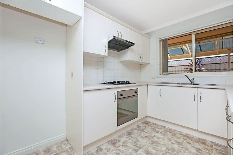 5 Dodd Avenue, PORT NOARLUNGA SA 5167, Port Noarlunga - Thumbnail 4