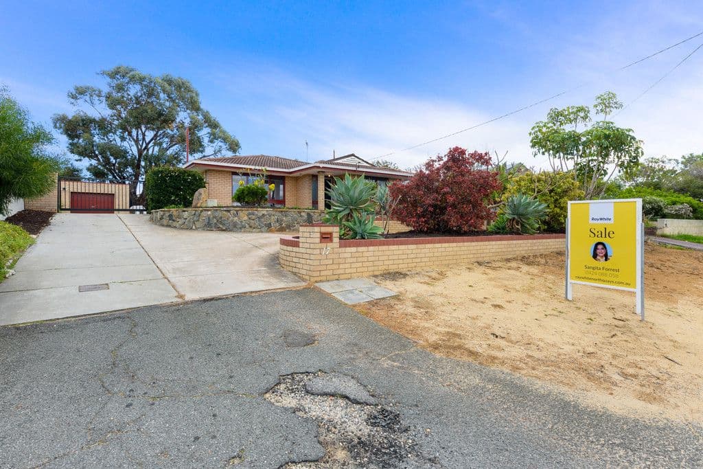 17 Windsor Place, Kallaroo WA 6025, Kallaroo - Image 1