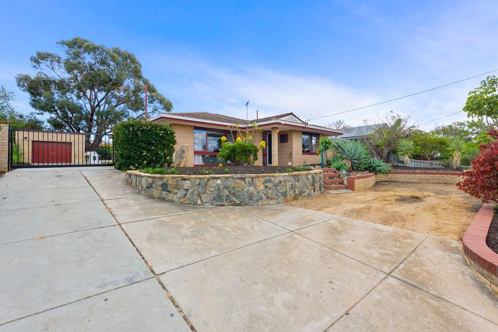 17 Windsor Place, Kallaroo WA 6025, Kallaroo - Thumbnail 3