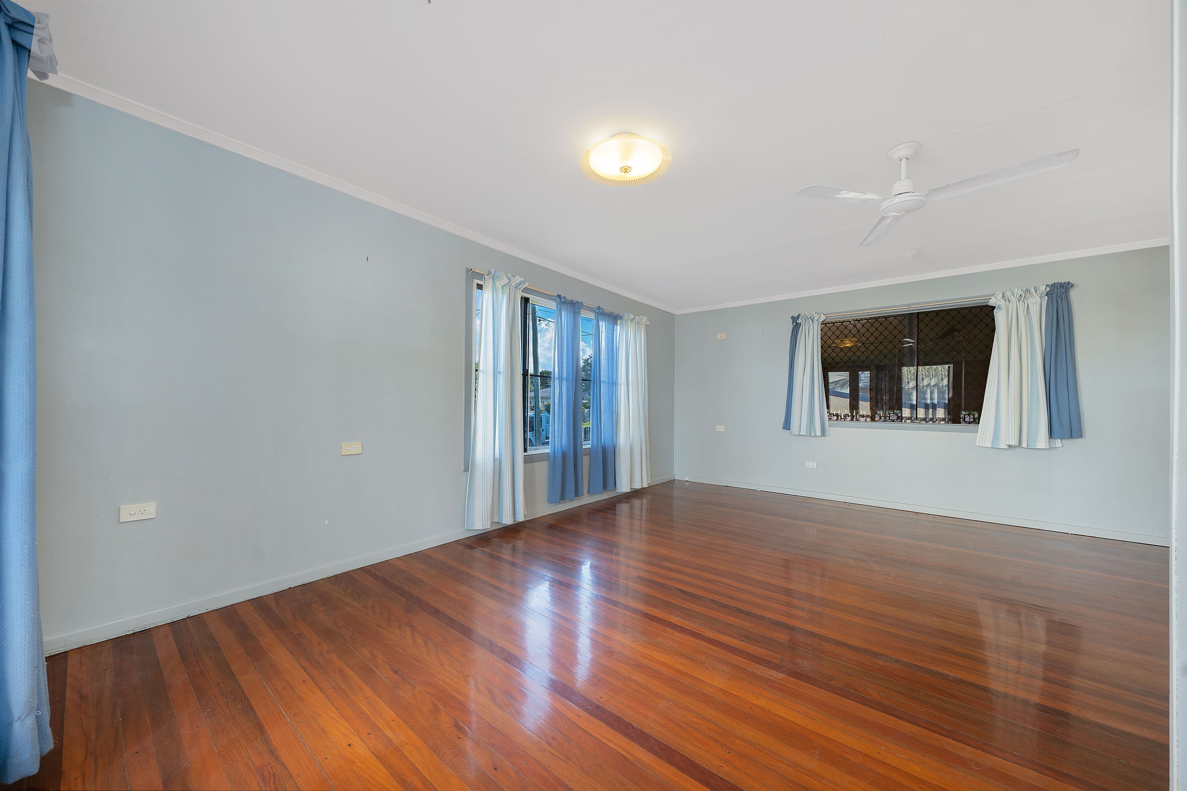 6 Redbank Road, Redcliffe QLD 4020, Redcliffe - Thumbnail 2