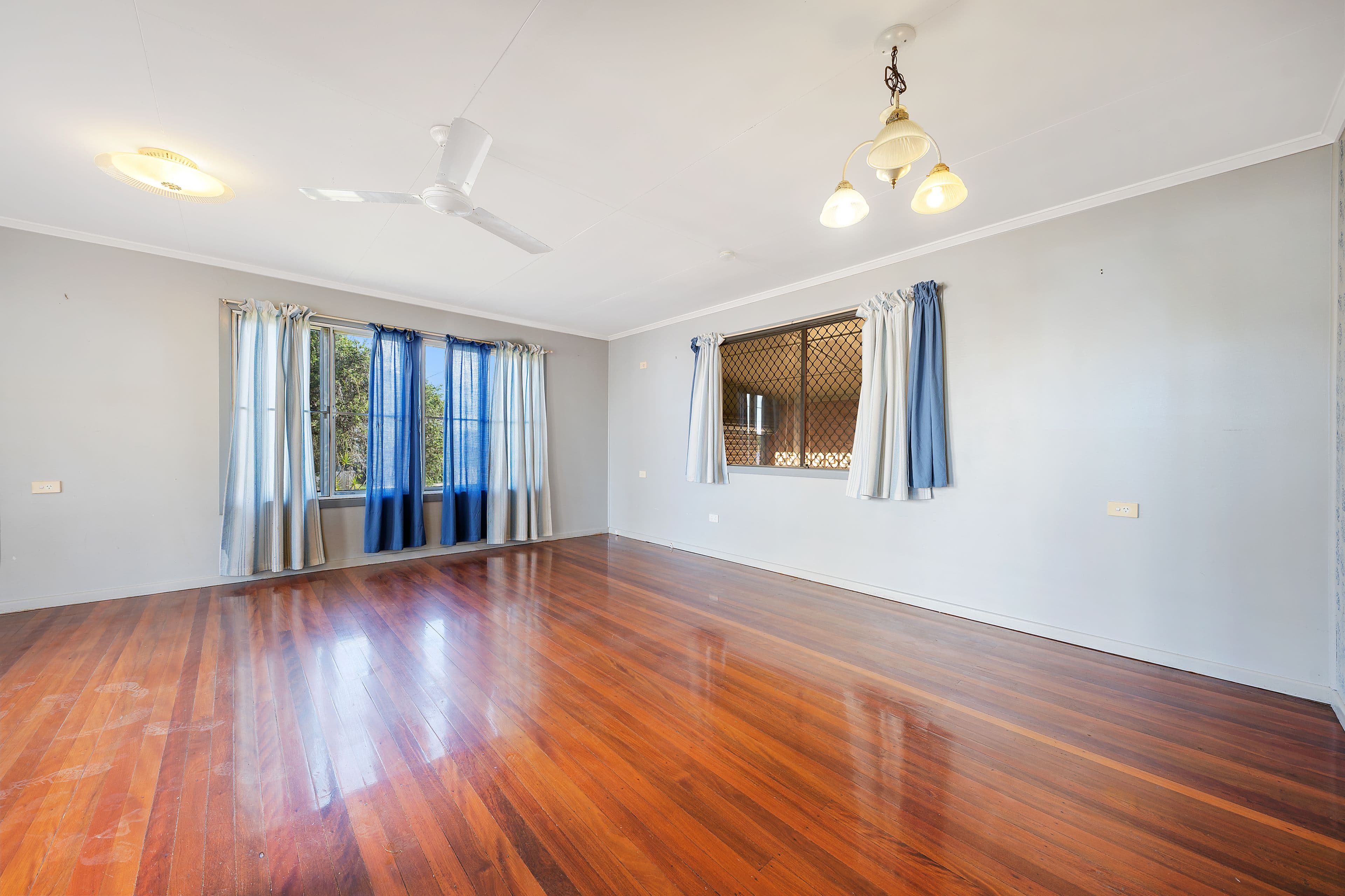 6 Redbank Road, Redcliffe QLD 4020, Redcliffe - Thumbnail 3