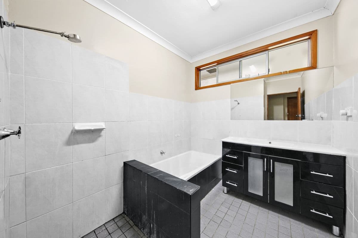 96 Douglas Street, Wallsend NSW 2287, Wallsend - Thumbnail 3