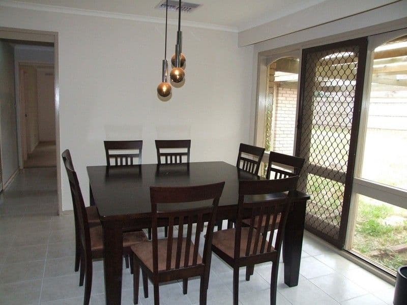 1 Emu Court, MELTON VIC 3337, Melton - Thumbnail 3