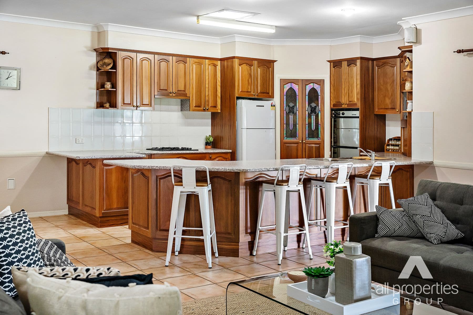 298, Forestdale - Thumbnail 4