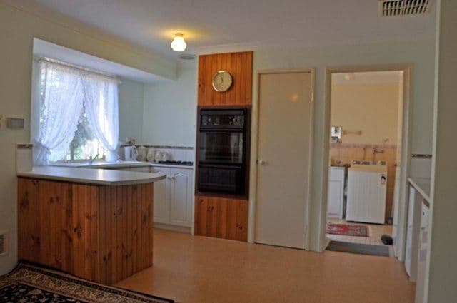 6 Trinity Court, SAFETY BAY WA 6169, Safety Bay - Thumbnail 2
