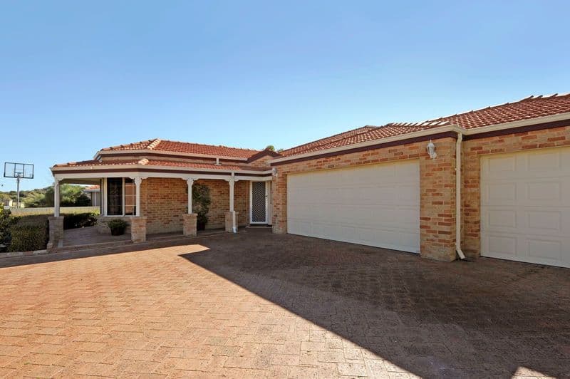 16 Pulsano Mews, SECRET HARBOUR WA 6173, Secret Harbour - Thumbnail 4