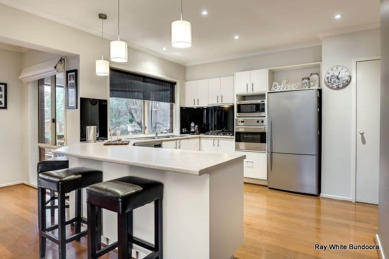 66 Wagstaff Drive, MILL PARK VIC 3082, Mill Park - Thumbnail 2