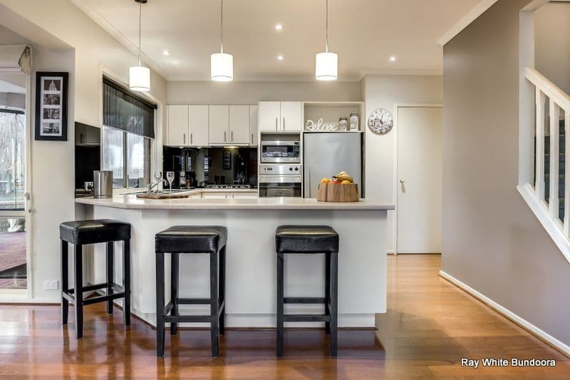 66 Wagstaff Drive, MILL PARK VIC 3082, Mill Park - Thumbnail 5