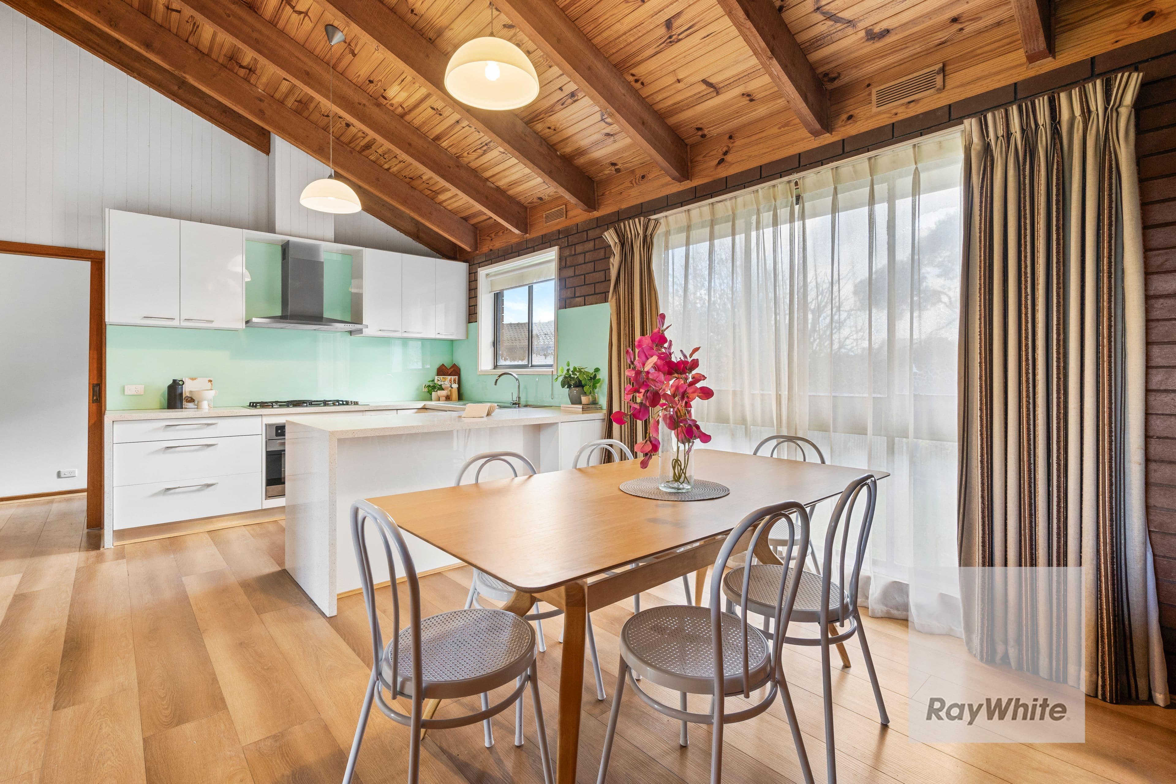 32 Janet Crescent, Bundoora VIC 3083, Bundoora - Thumbnail 4