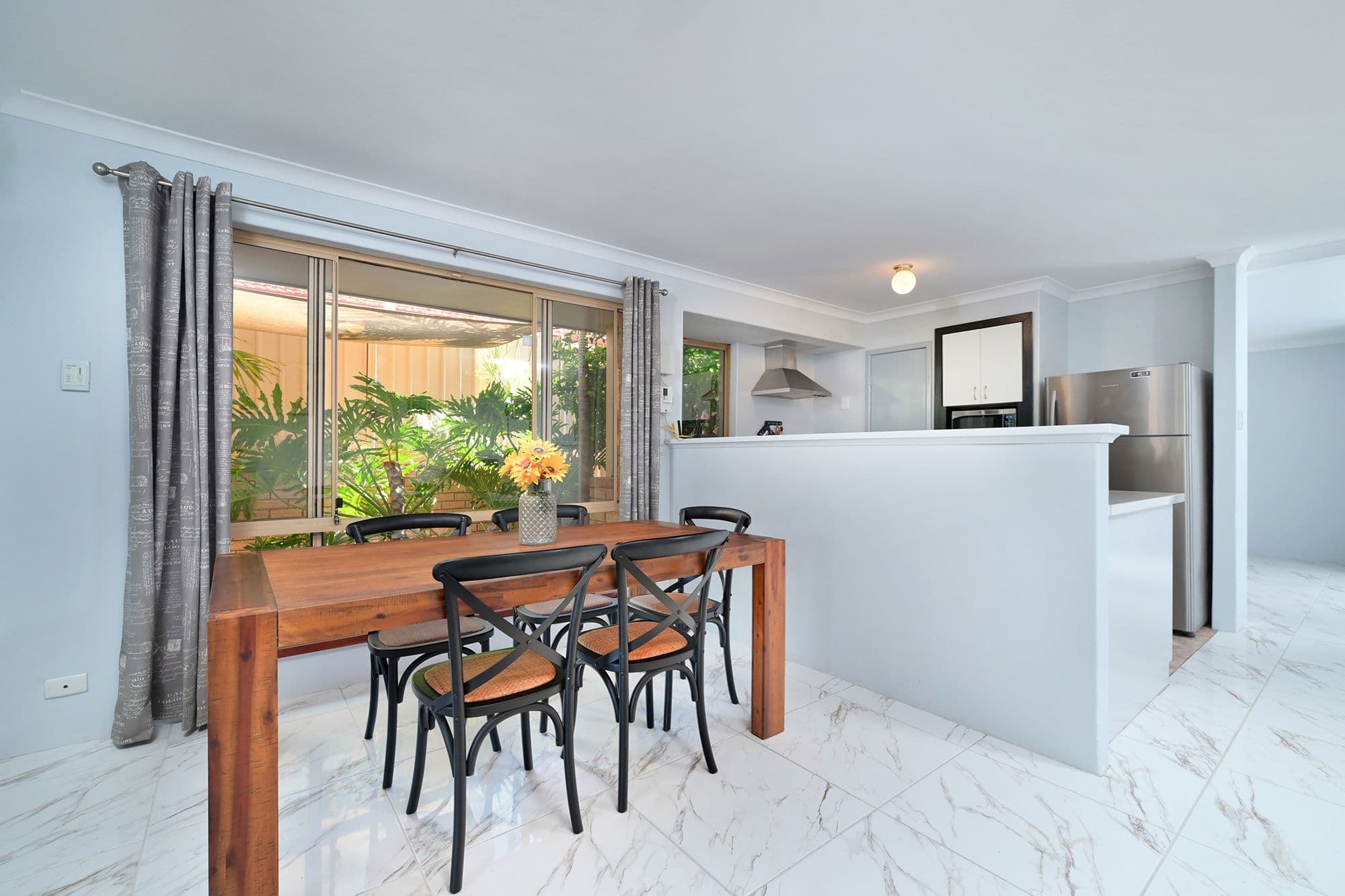 127 Gwenyfred Road, Kensington WA 6151, Kensington - Thumbnail 2