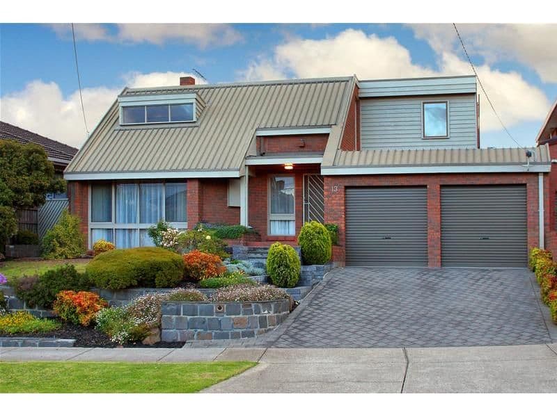 13 Medora Avenue, BUNDOORA VIC 3083, Bundoora - Image 1
