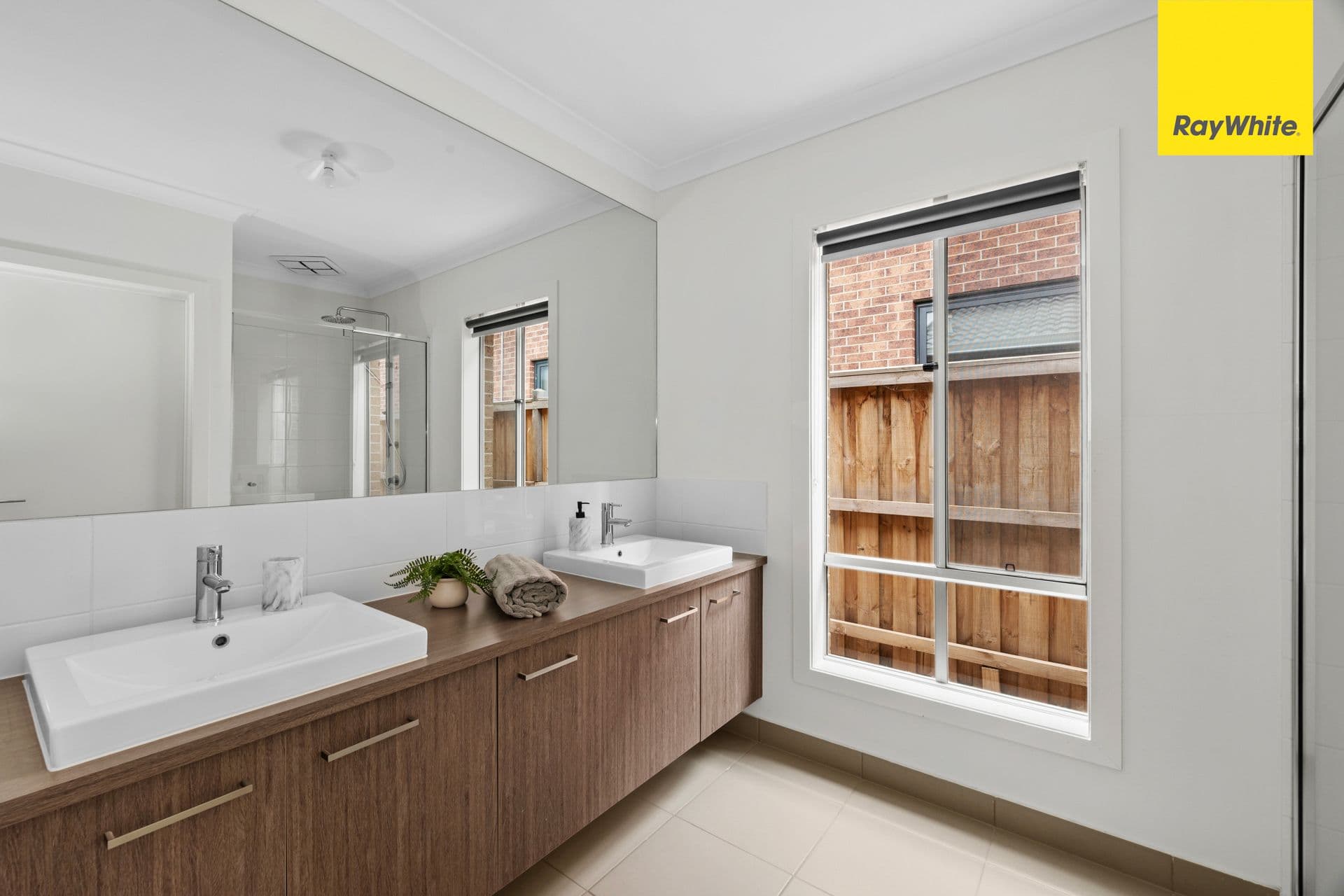 44 Gilfillan Circuit, THORNHILL PARK VIC 3335, Thornhill Park - Thumbnail 4