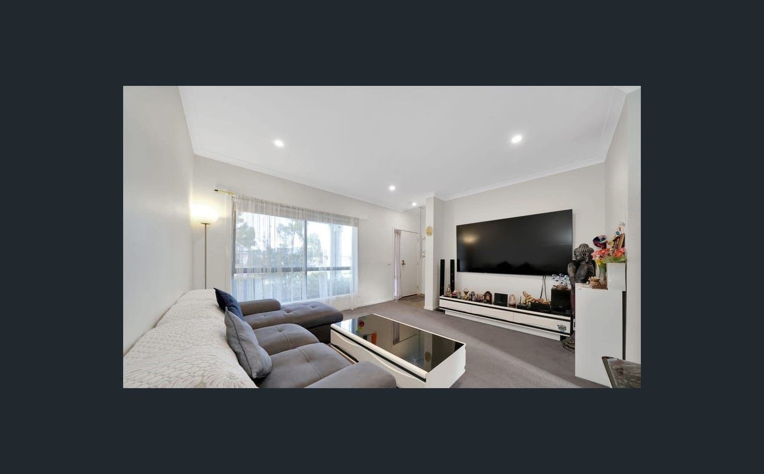 34 Treeve Parkway, Werribee VIC 3030, Werribee - Thumbnail 3
