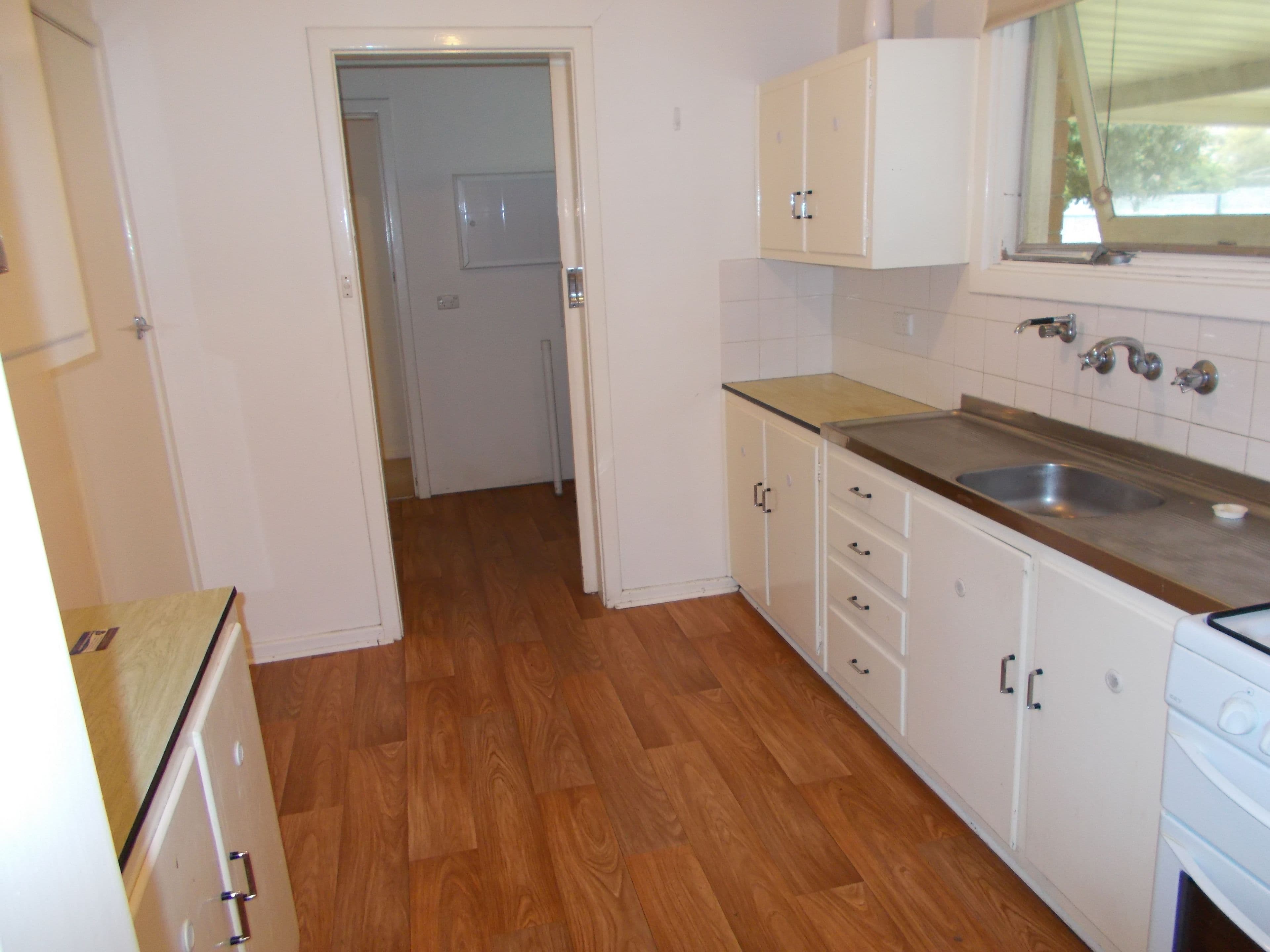46 Salom Street, Bordertown SA 5268, Bordertown - Thumbnail 4