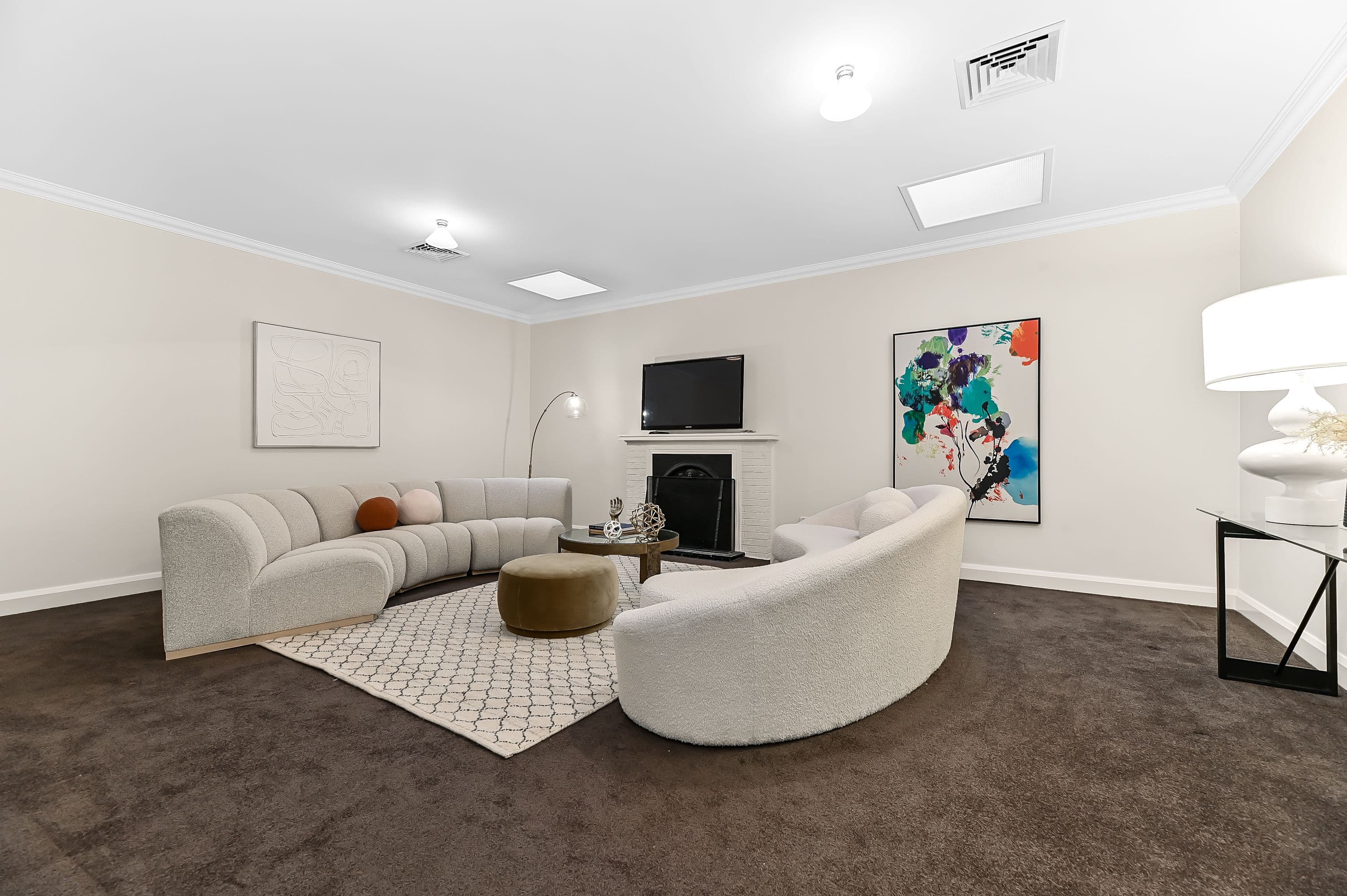 16 Kingsley Grove, Mount Waverley VIC 3149, Mount Waverley - Thumbnail 2