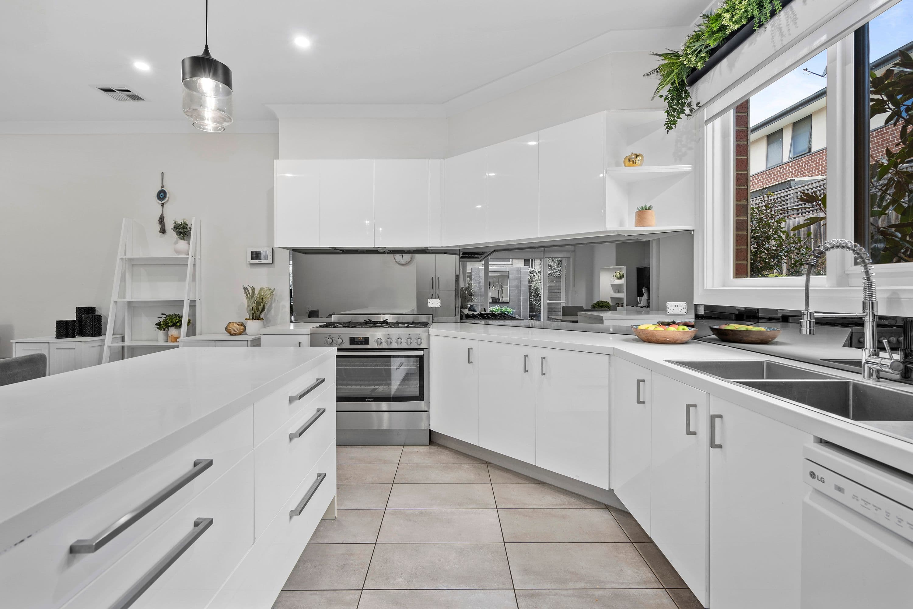 10 Balmoral Avenue, Templestowe Lower VIC 3107, Templestowe Lower - Thumbnail 5