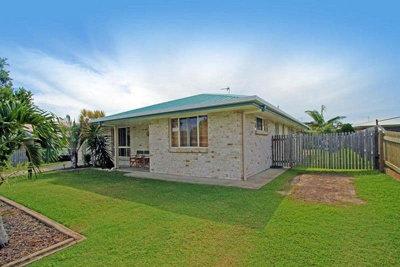 34 Robinson Street, YEPPOON QLD 4703, Yeppoon - Thumbnail 2