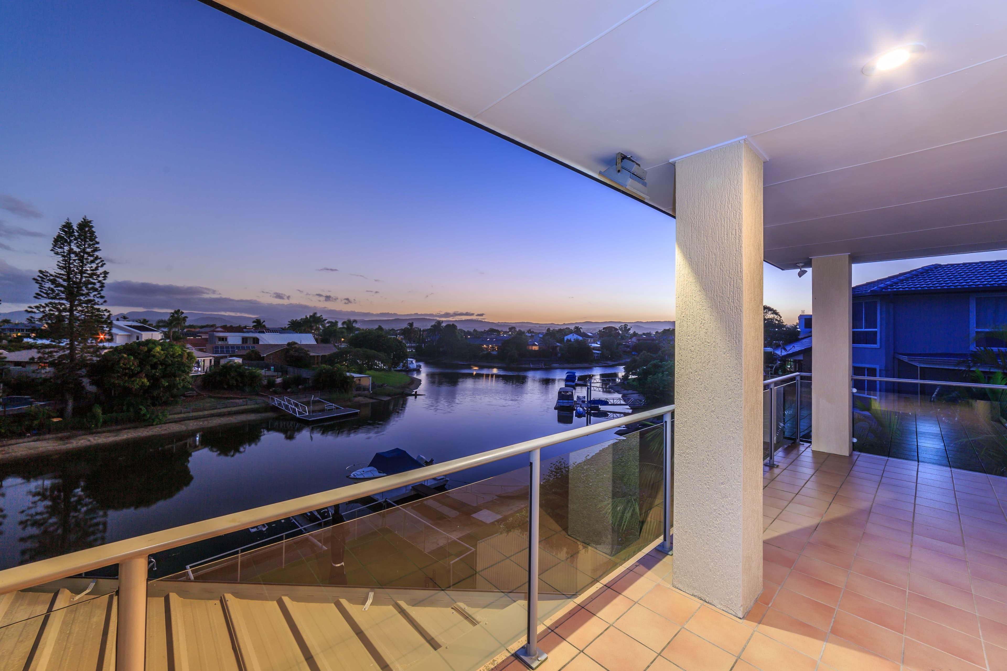 6 Adler Court, Benowa Waters QLD 4217, Benowa - Thumbnail 8
