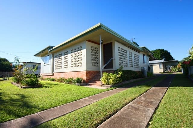 140 Kroombit Street, BILOELA QLD 4715, Biloela - Thumbnail 2