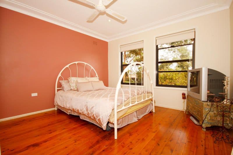 10 Mountain Street, ENGADINE NSW 2233, Engadine - Thumbnail 6