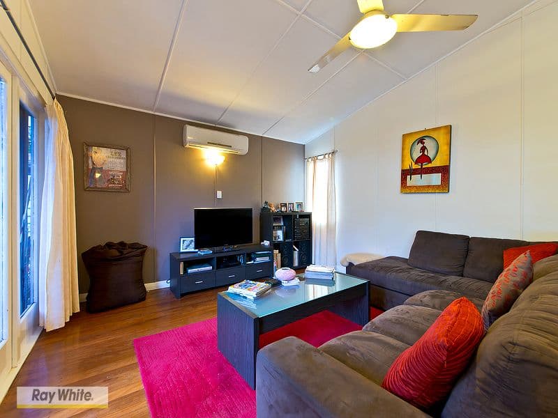 175 Scarborough Road, REDCLIFFE QLD 4020, Redcliffe - Thumbnail 3