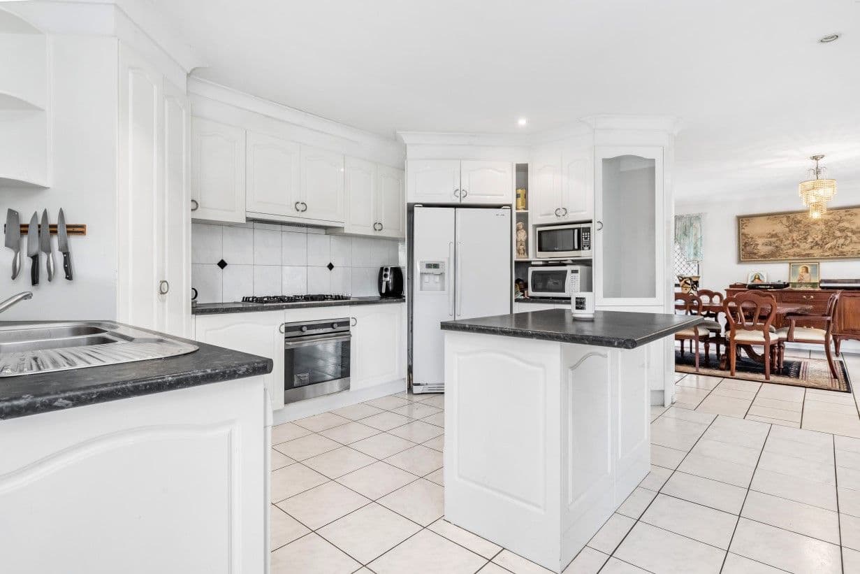 25 Julatten Place, Upper Kedron QLD 4055, Upper Kedron - Thumbnail 6