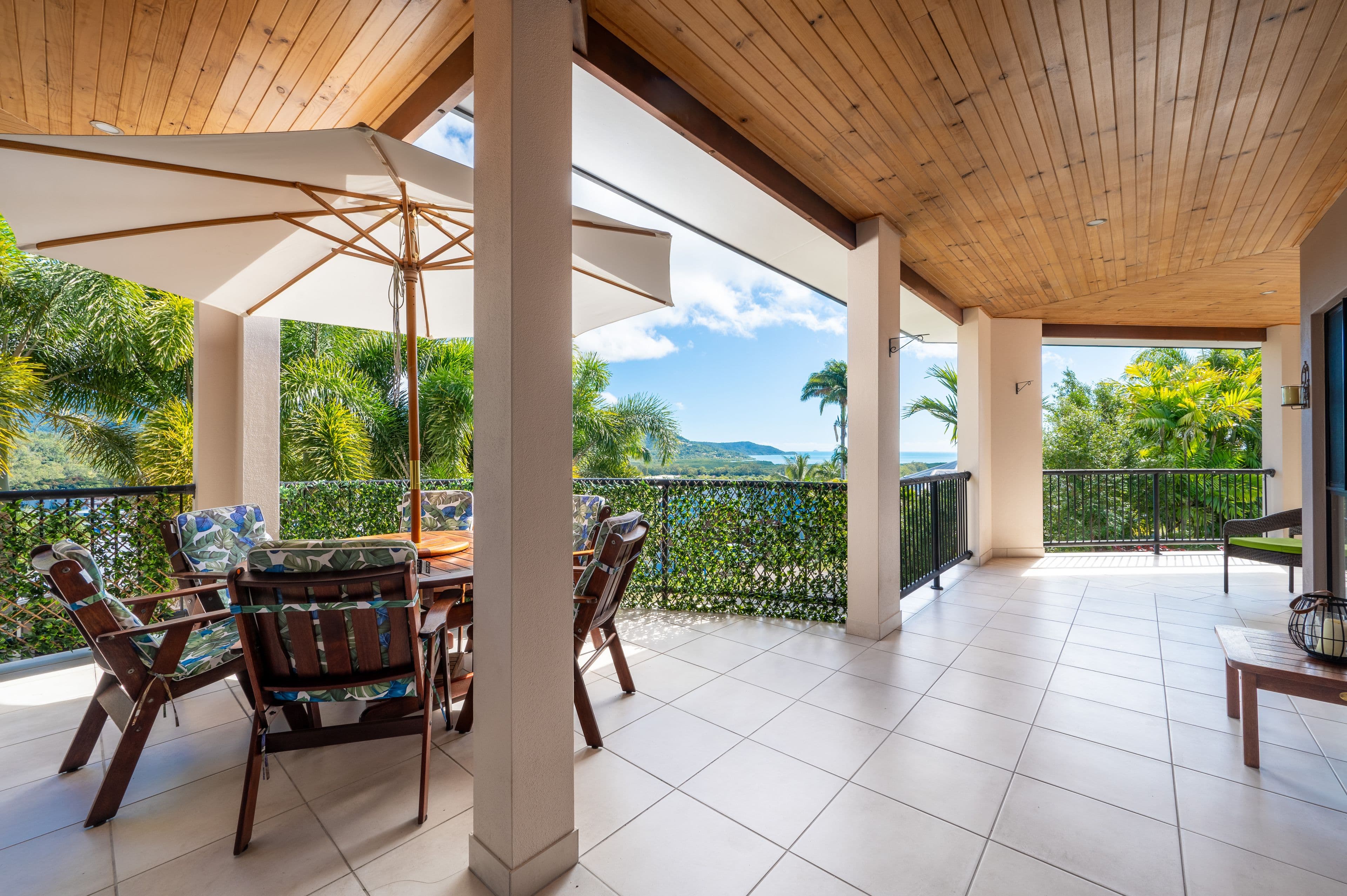 5 Whitehaven Crescent, Cannonvale QLD 4802, Cannonvale - Thumbnail 2