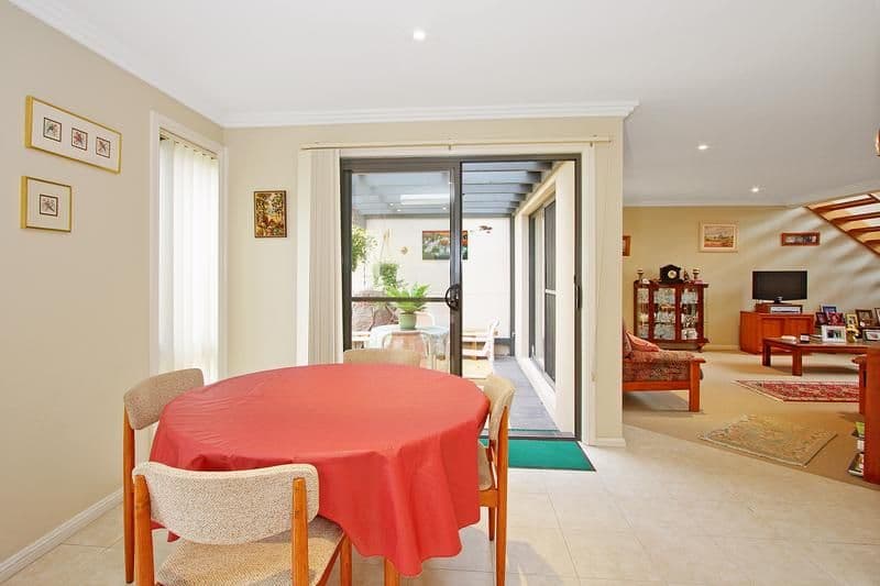 6 Barker Street, BALGOWNIE NSW 2519, Balgownie - Thumbnail 4