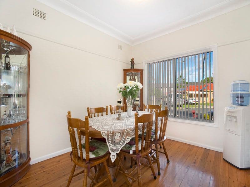 1 Dyinda Place, MIRANDA NSW 2228, Miranda - Thumbnail 5