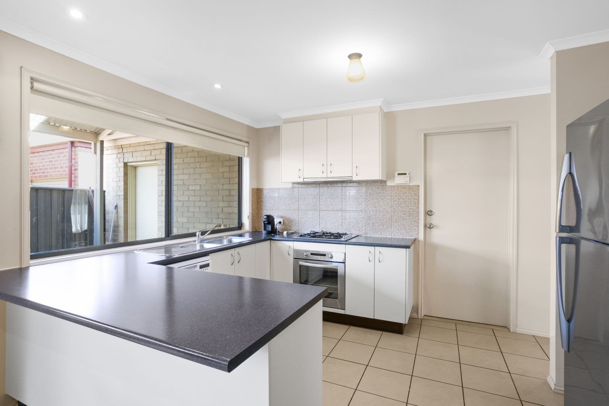 1 Mundi Crescent, Manor Lakes VIC 3024, Manor Lakes - Thumbnail 5