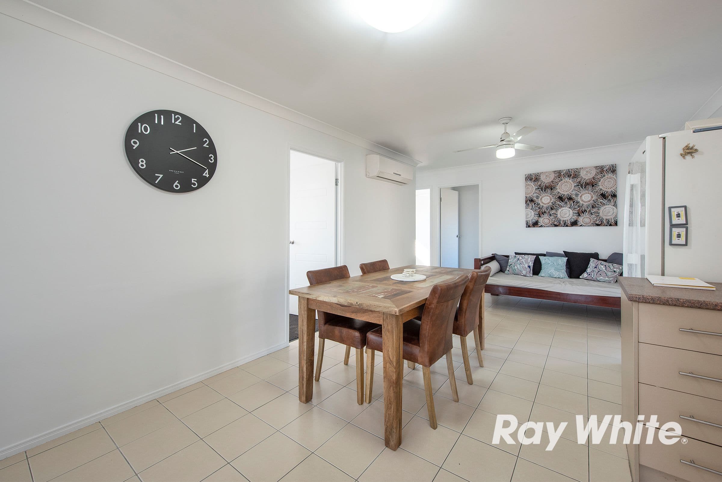 19 Chesan Court, Crestmead QLD 4132, Crestmead - Thumbnail 3