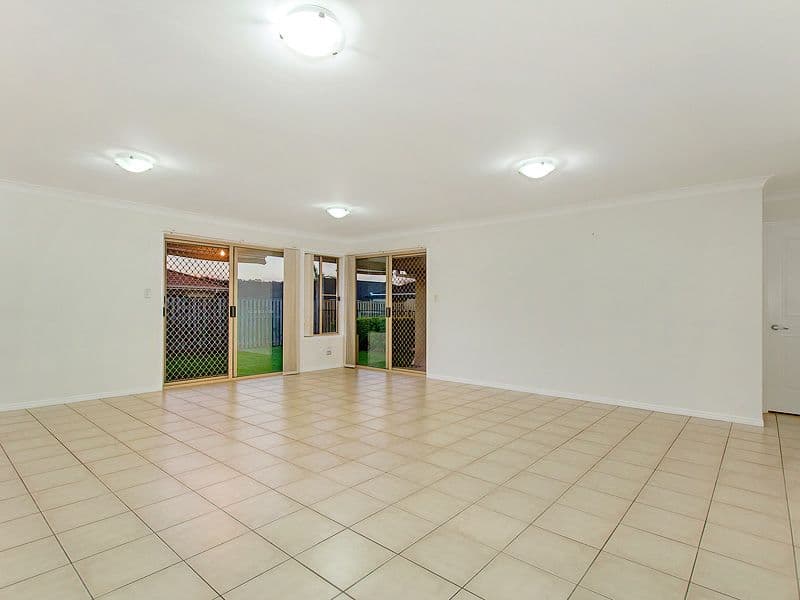 13 Eton Drive, Oxenford QLD 4210, Oxenford - Thumbnail 5