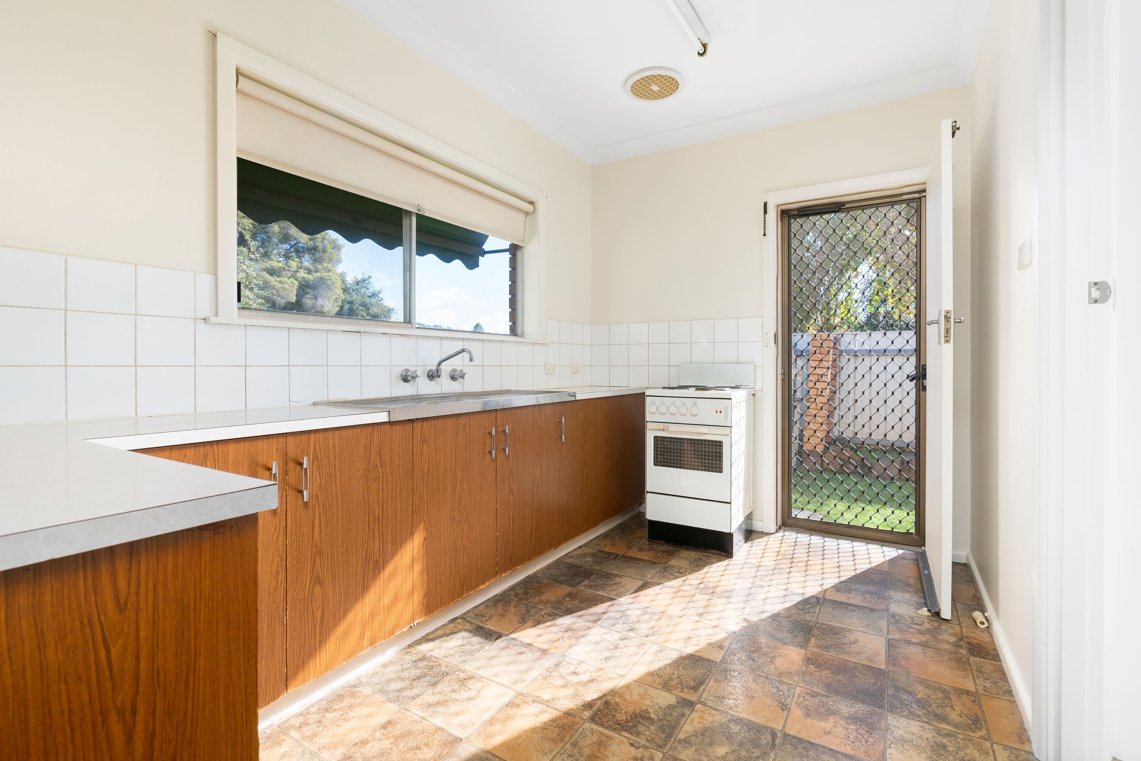 388 Parnall Street, Lavington NSW 2641, Lavington - Thumbnail 3