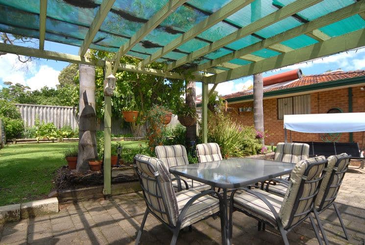 21 Pauline Avenue, KALAMUNDA WA 6076, Kalamunda - Thumbnail 3