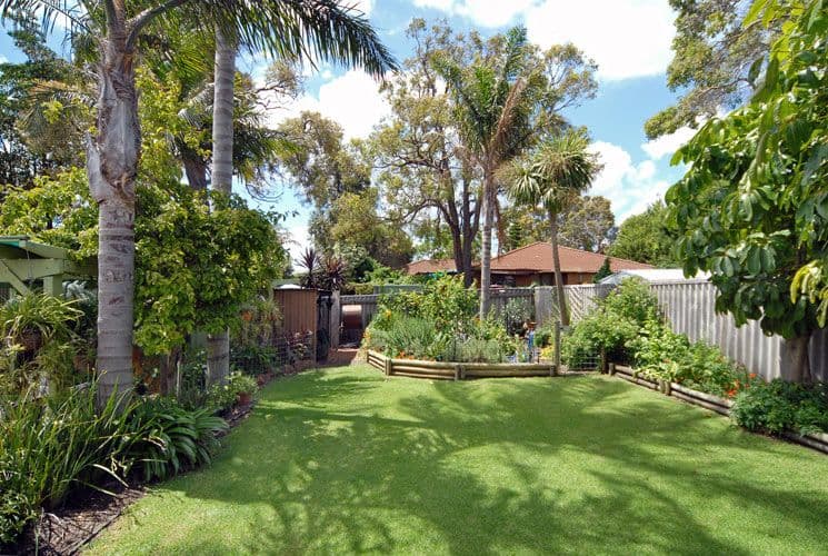 21 Pauline Avenue, KALAMUNDA WA 6076, Kalamunda - Thumbnail 6