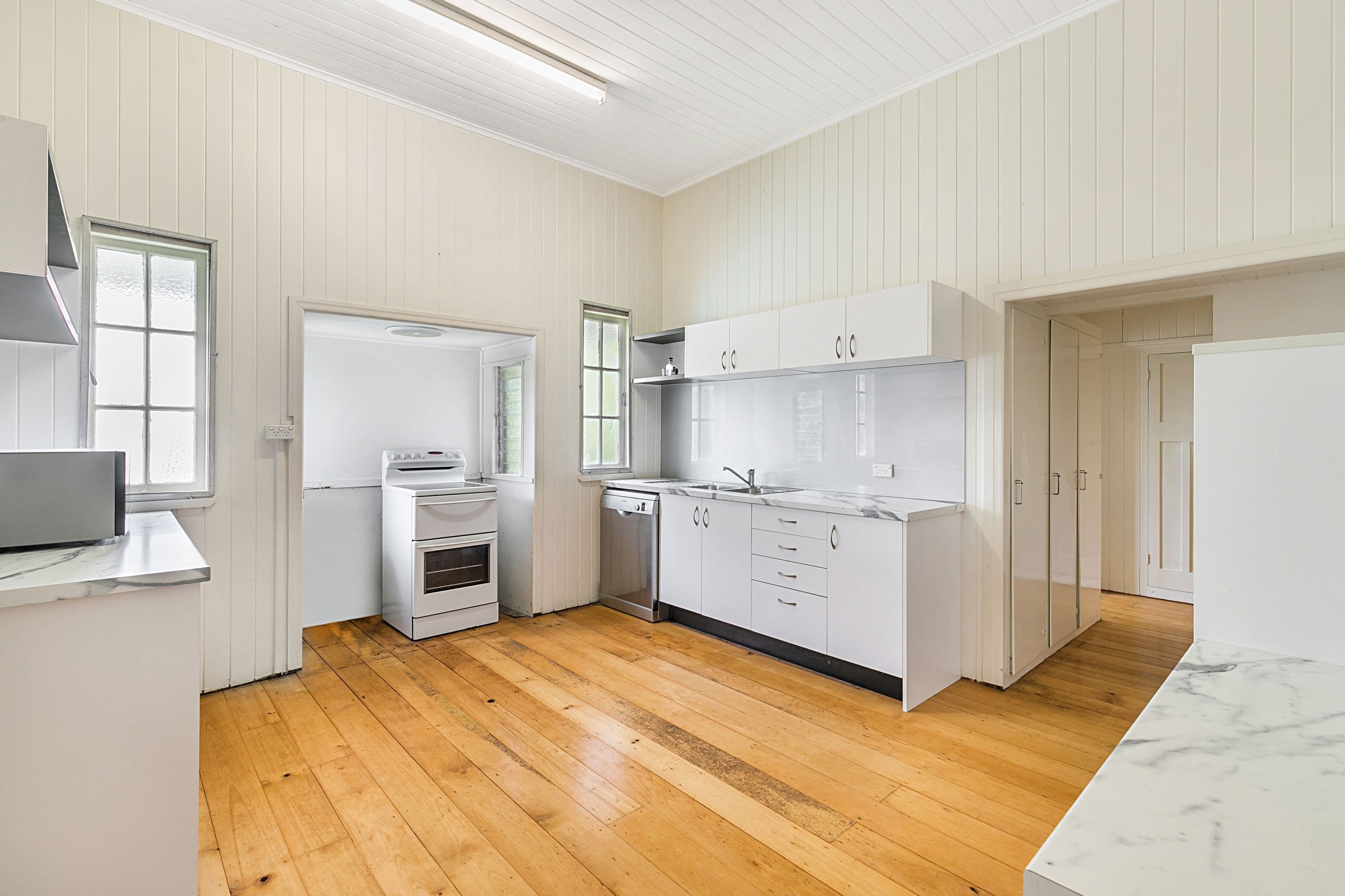 67 Hall Avenue, Corinda QLD 4075, Corinda - Thumbnail 6