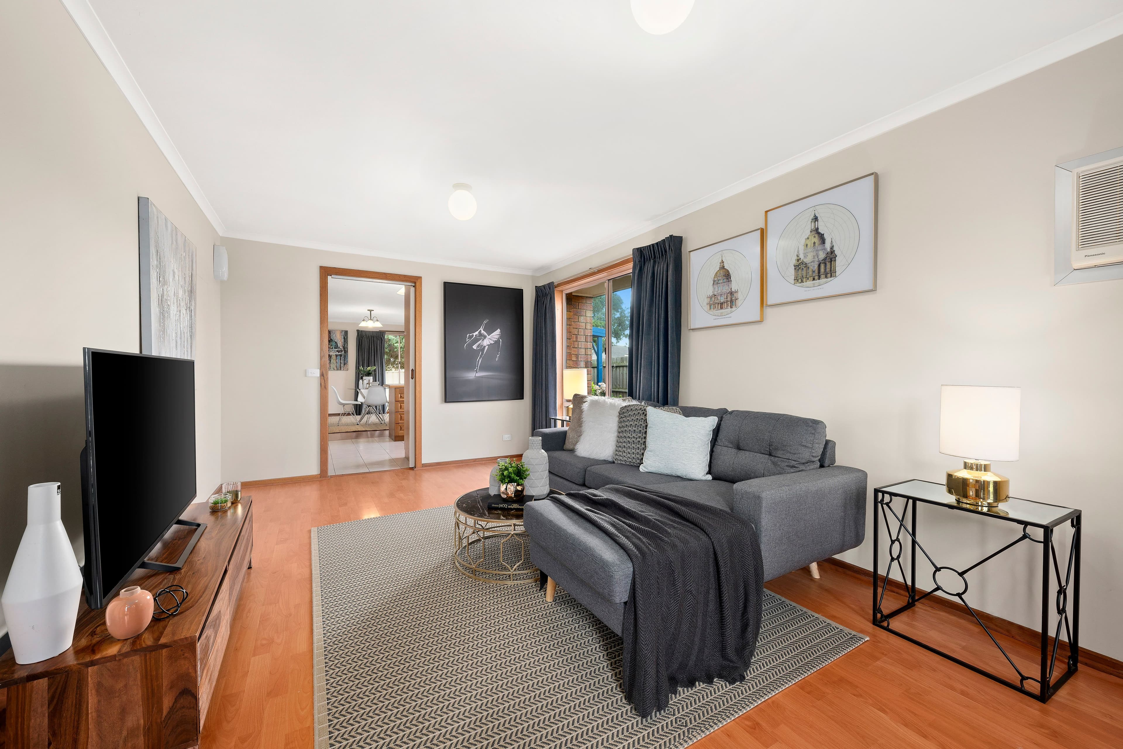 15 Crampton Crescent, Mill Park VIC 3082, Mill Park - Thumbnail 2