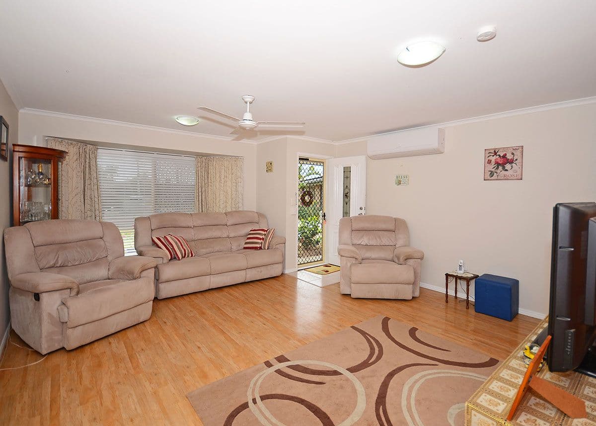 28 Wattlebird Lane, ELI WATERS QLD 4655, Eli Waters - Thumbnail 4