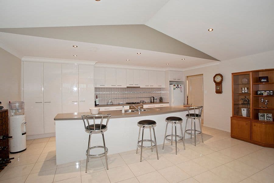 1 Catalina Drive, WILSONTON QLD 4350, Wilsonton - Thumbnail 3