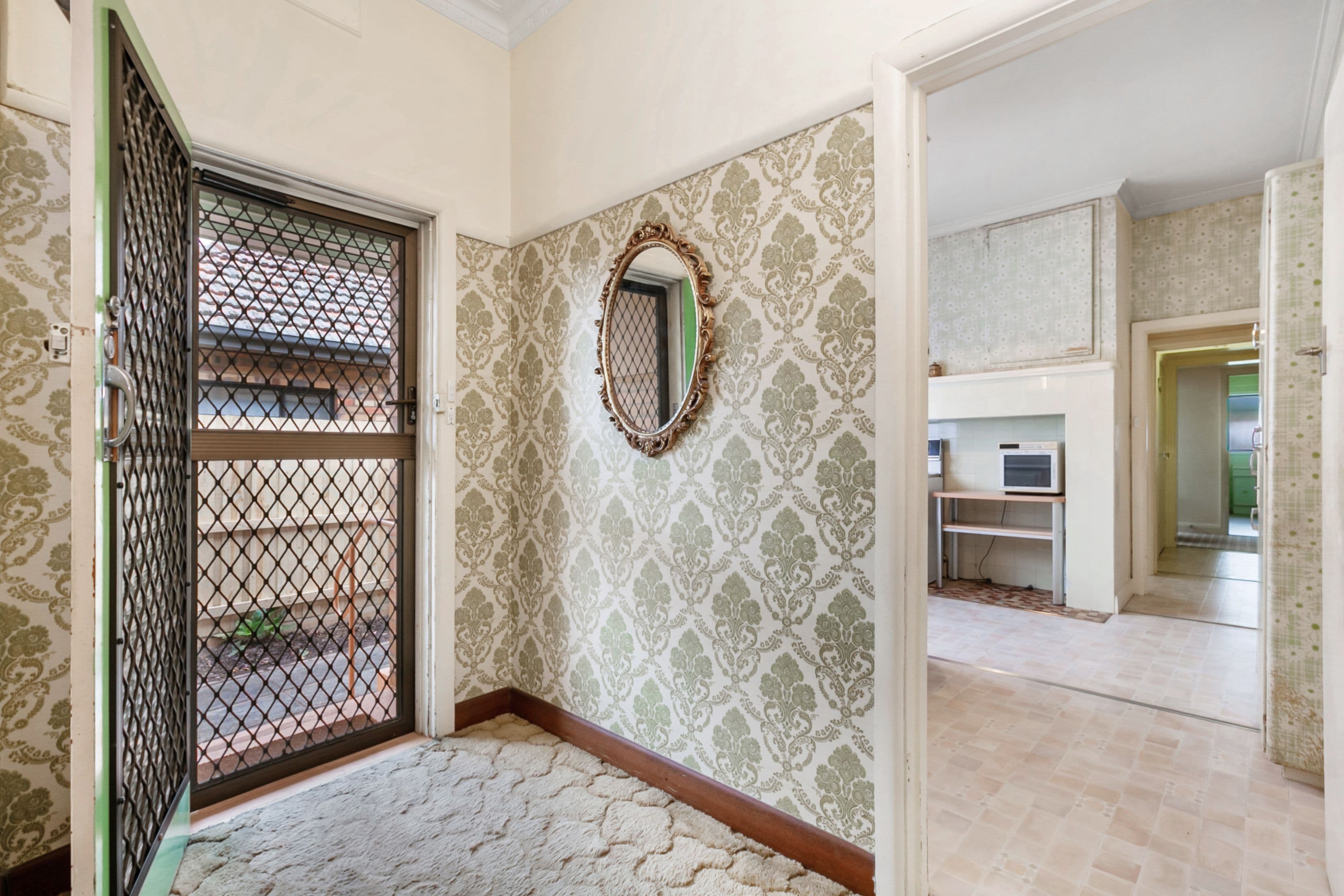 39 Powell Street, Reservoir VIC 3073, Reservoir - Thumbnail 3