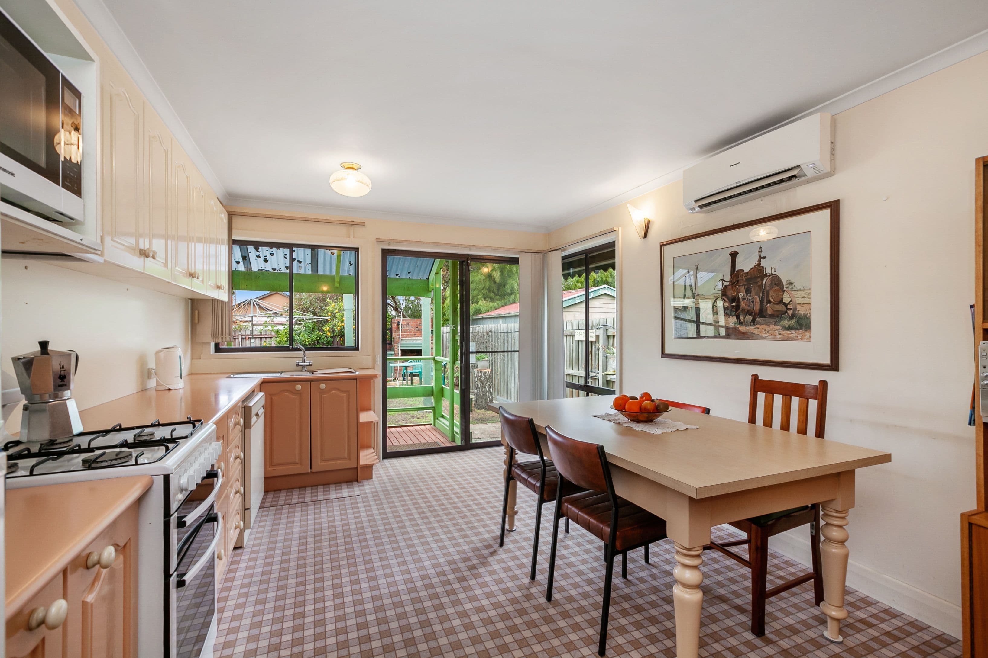 39 Powell Street, Reservoir VIC 3073, Reservoir - Thumbnail 5