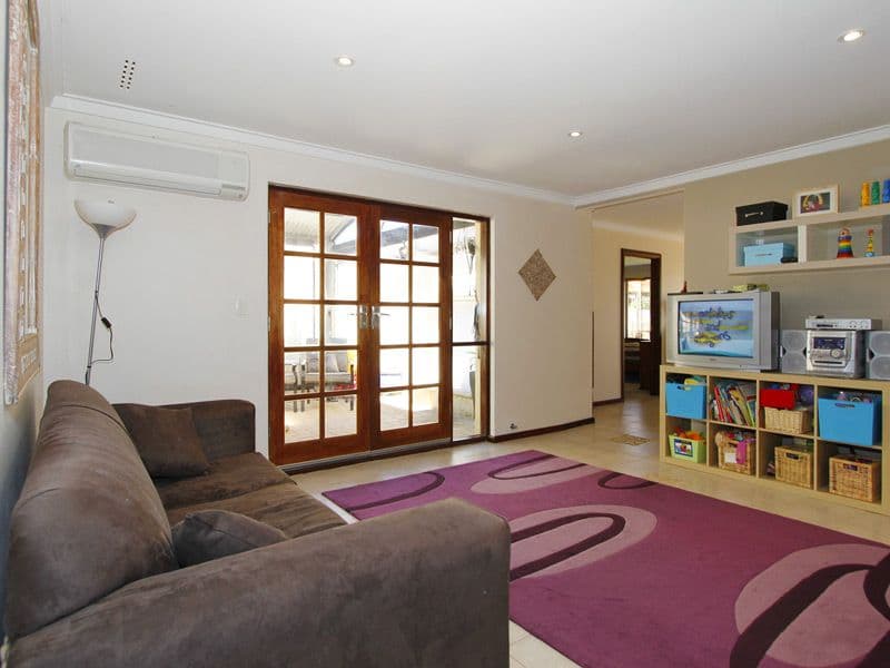 16 Balfern Court, HAMERSLEY WA 6022, Hamersley - Thumbnail 5