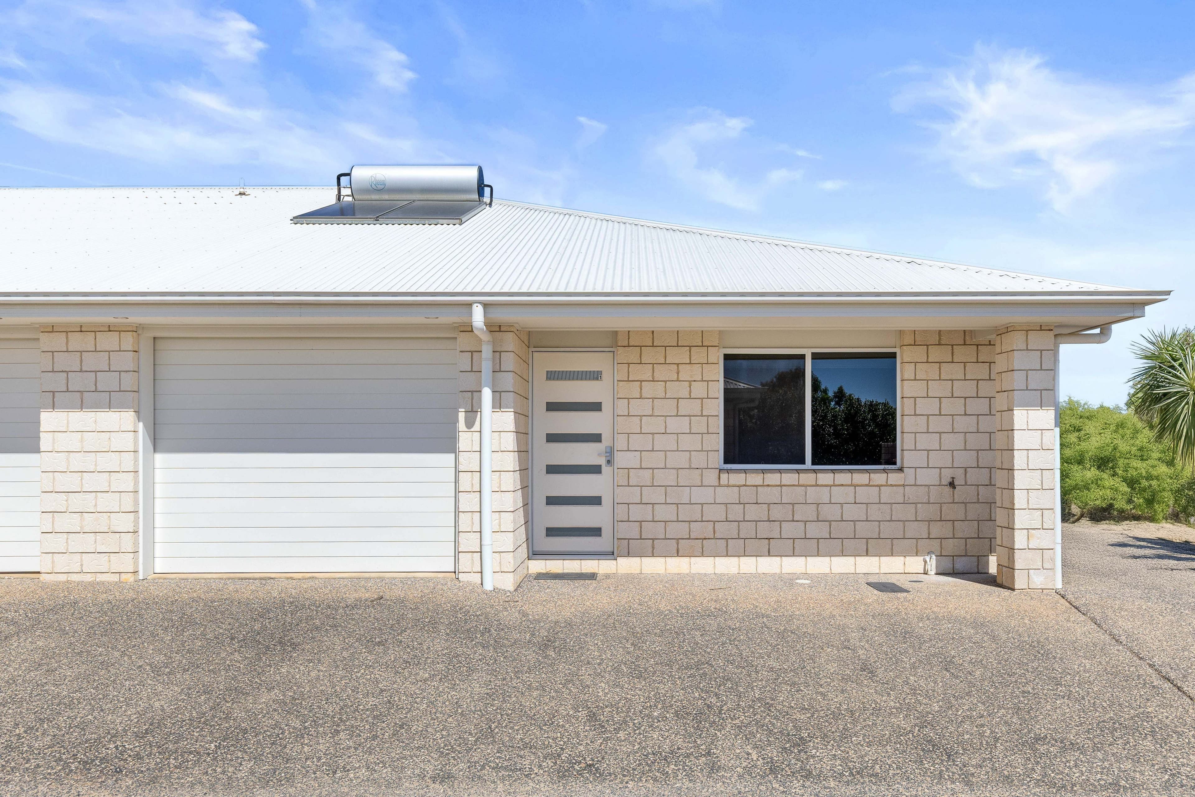 44 Lakeside Drive, Emerald QLD 4720, Emerald - Image 1