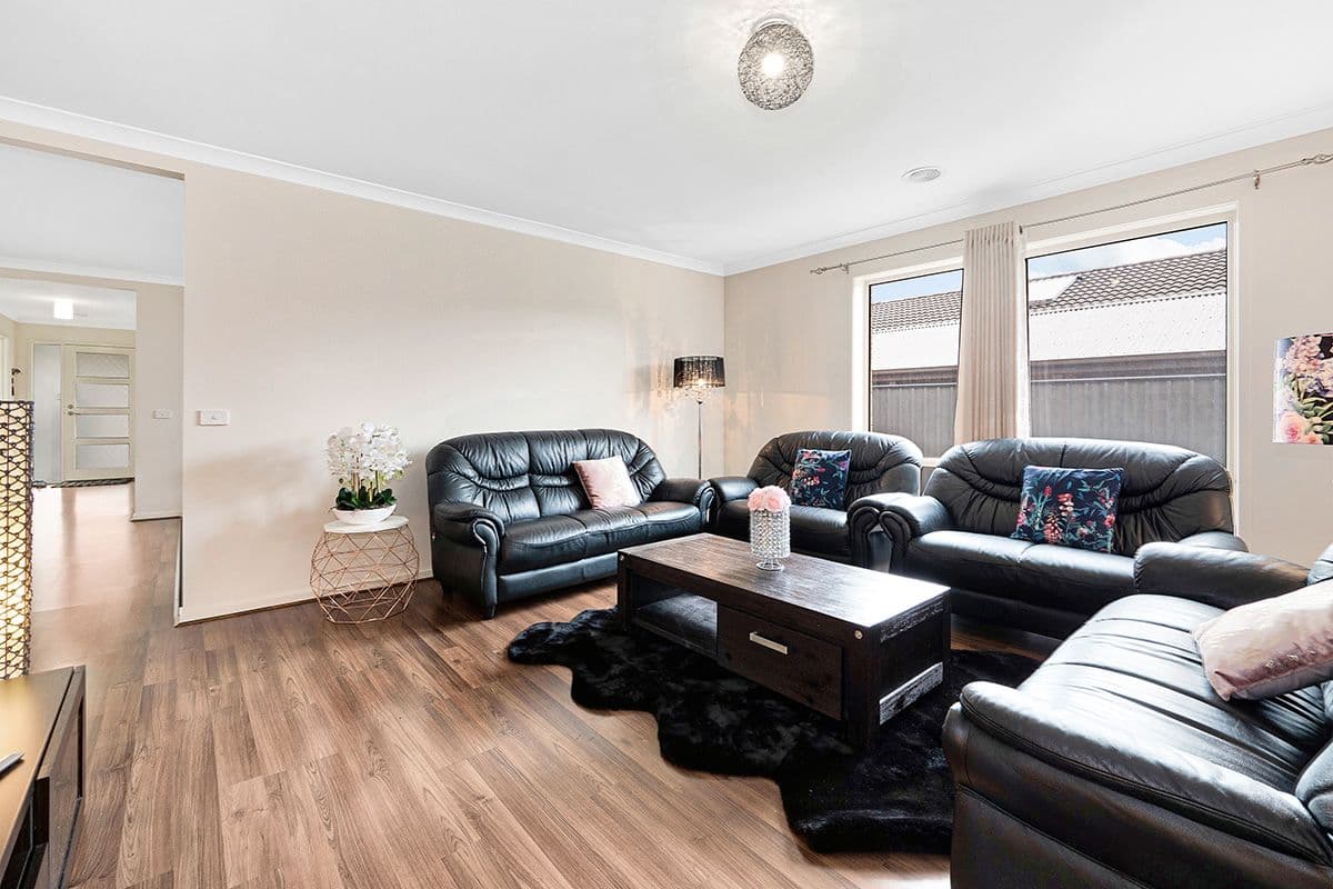 67 Burford Way, Cranbourne North VIC 3977, Cranbourne North - Thumbnail 5