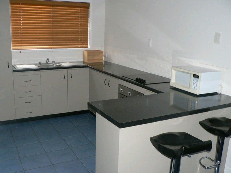 50 Latrobe Street, TANNUM SANDS QLD 4680, Tannum Sands - Image 1