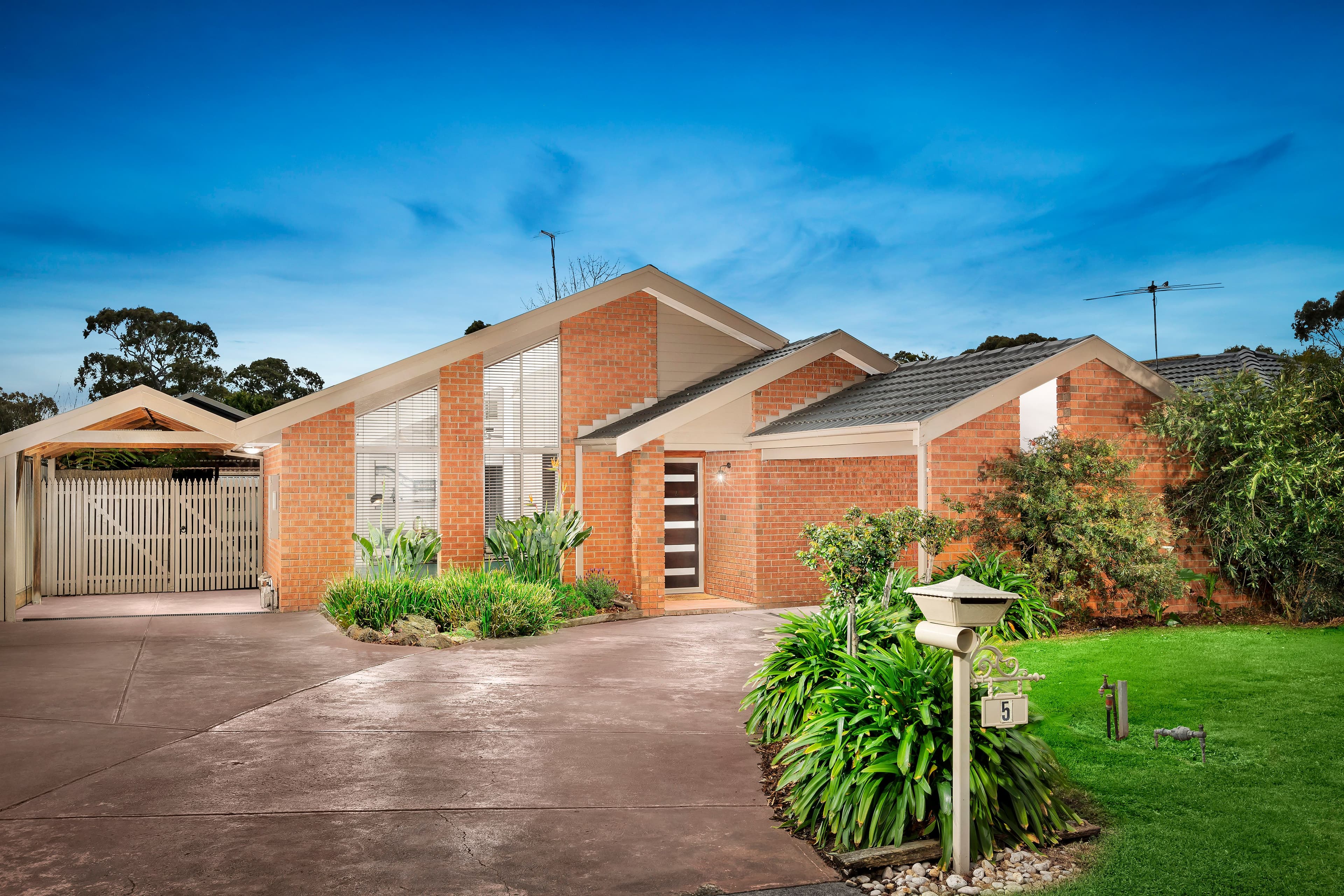 5 Butler Place, Mill Park VIC 3082, Mill Park - Image 1