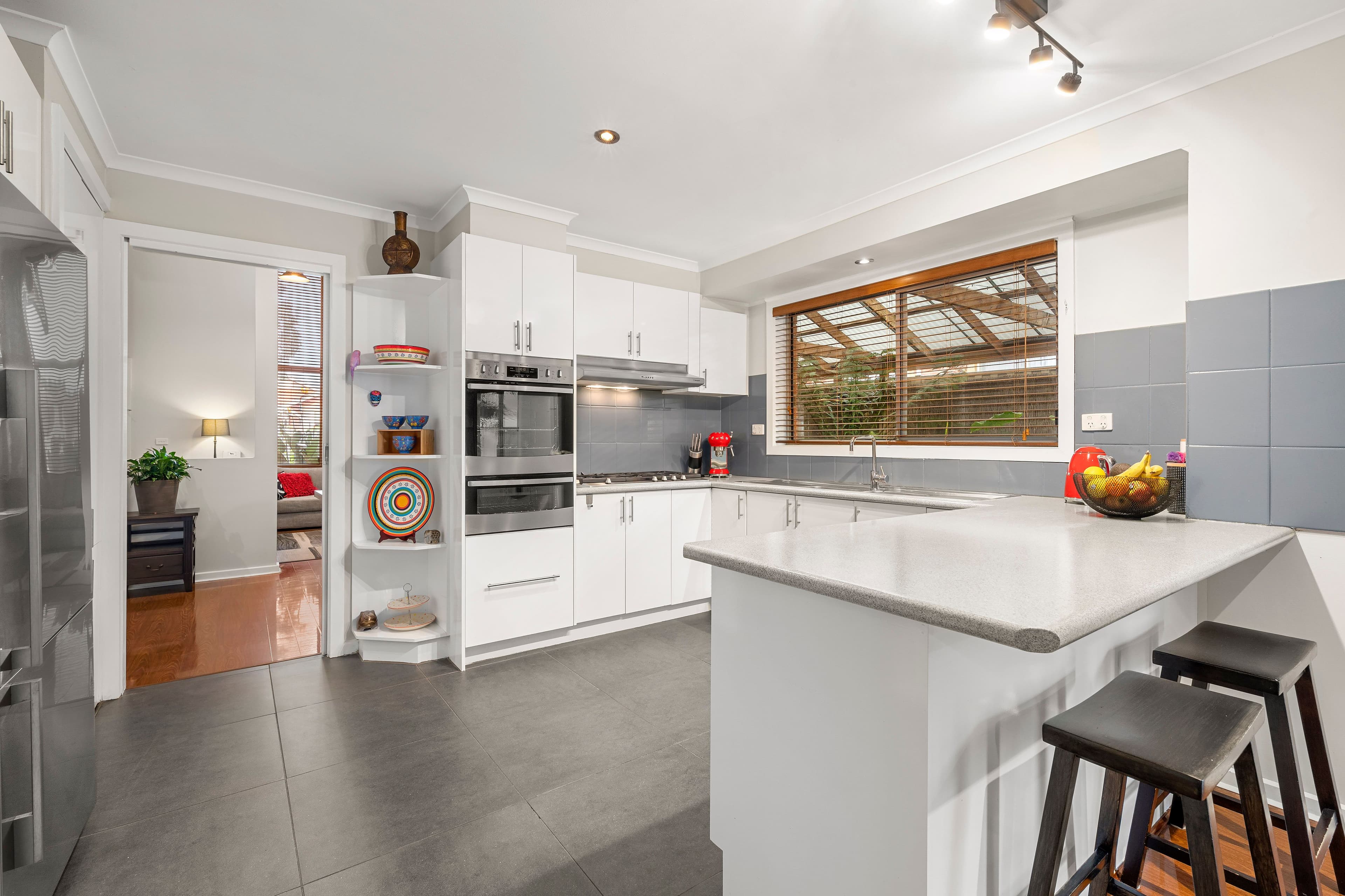 5 Butler Place, Mill Park VIC 3082, Mill Park - Thumbnail 2