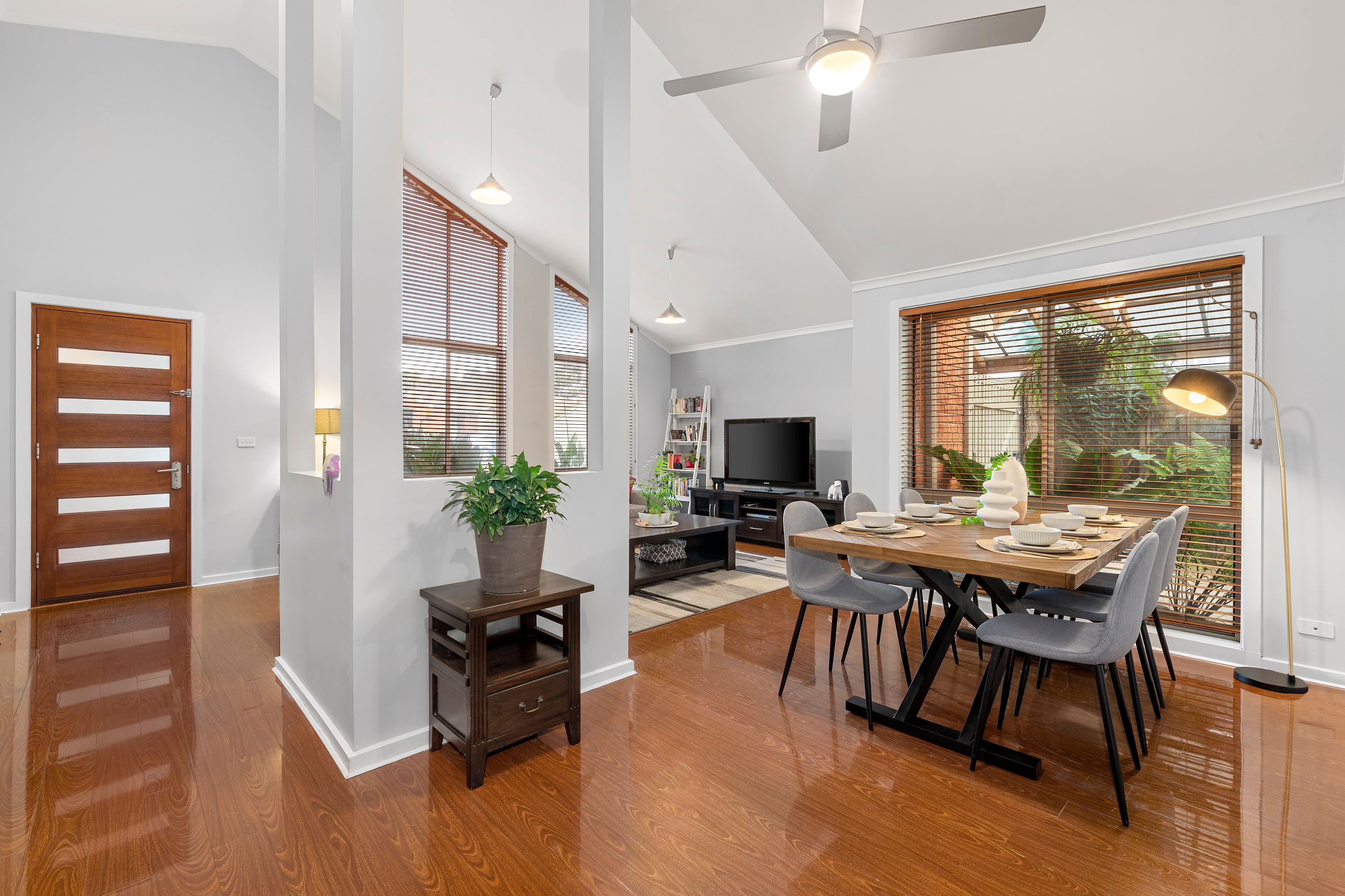 5 Butler Place, Mill Park VIC 3082, Mill Park - Thumbnail 3